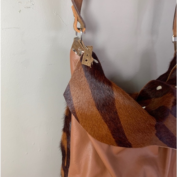 B.A.G. Leather Fur Handbag Satchel - Picture 7 of 8